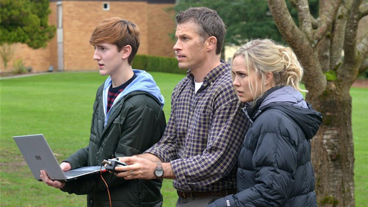 Asteroid: Final Impact (2015) abspielen