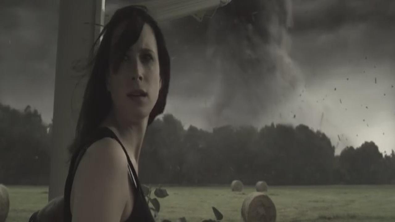 Nailbiter (2013) abspielen