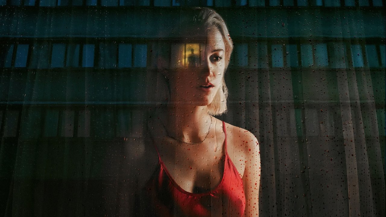 Watcher (2022) abspielen