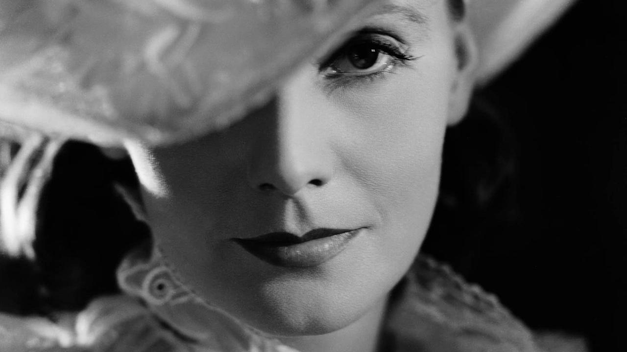 Anna Karenina (1935) abspielen