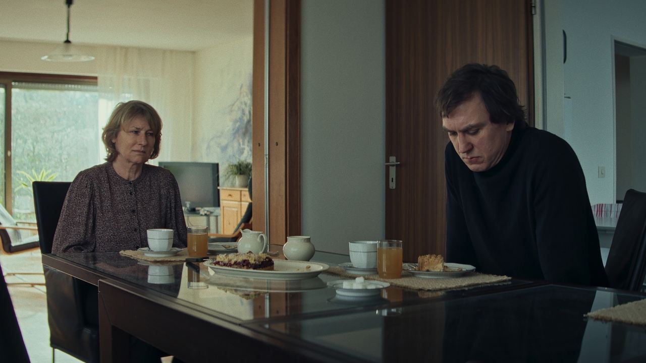 Sterben (2024) abspielen