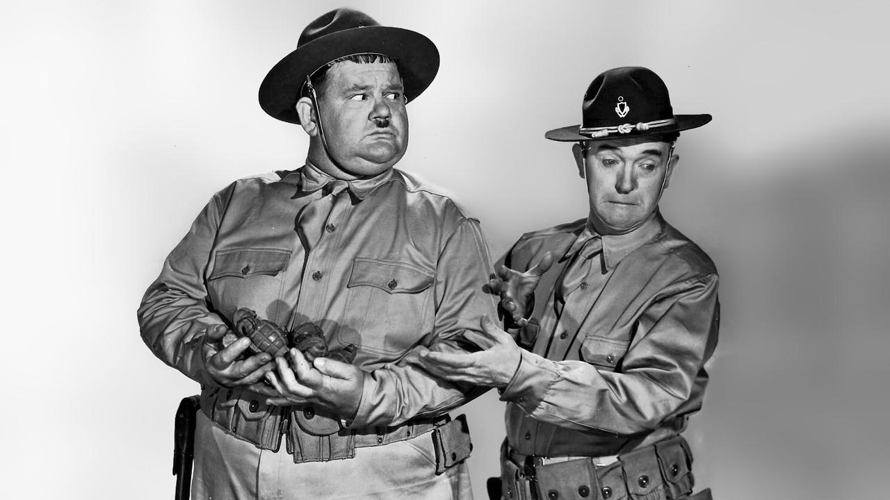 Dick und Doof - Schrecken der Kompanie (1941) abspielen