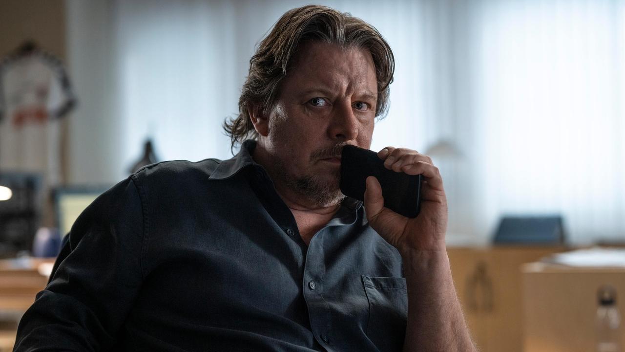 Kingmaker (2024) abspielen