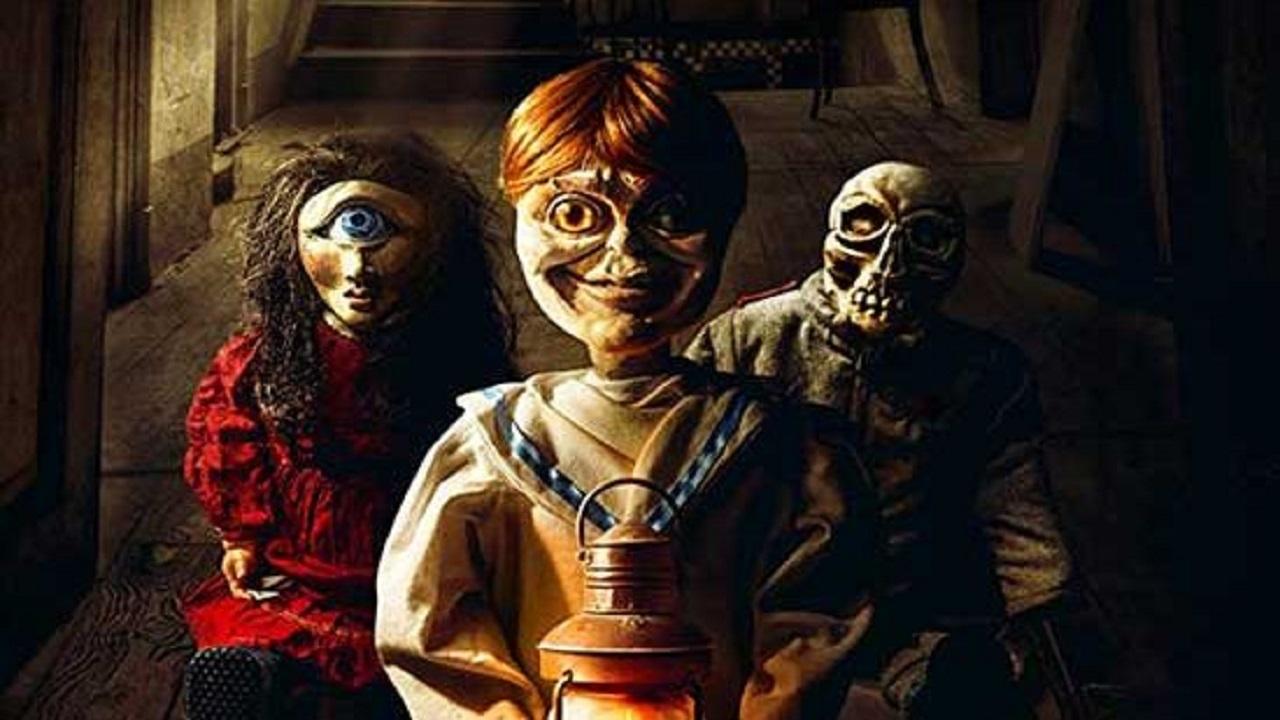 Robert Reborn (2019) abspielen