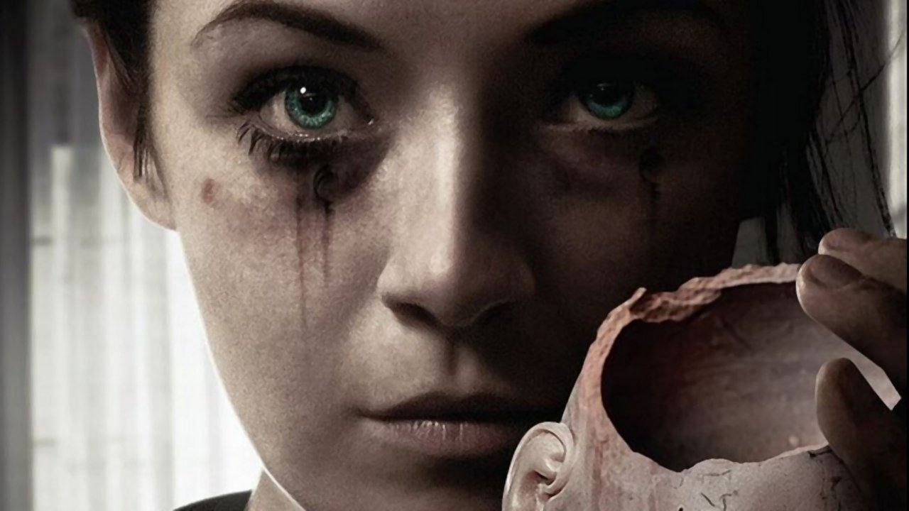 Emelie (2016) abspielen