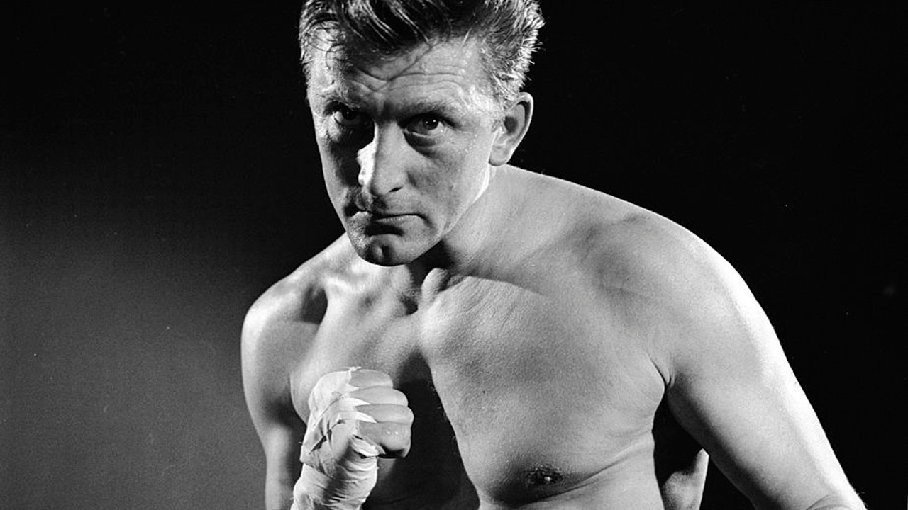 Zwischen Frauen und Seilen (1949) abspielen