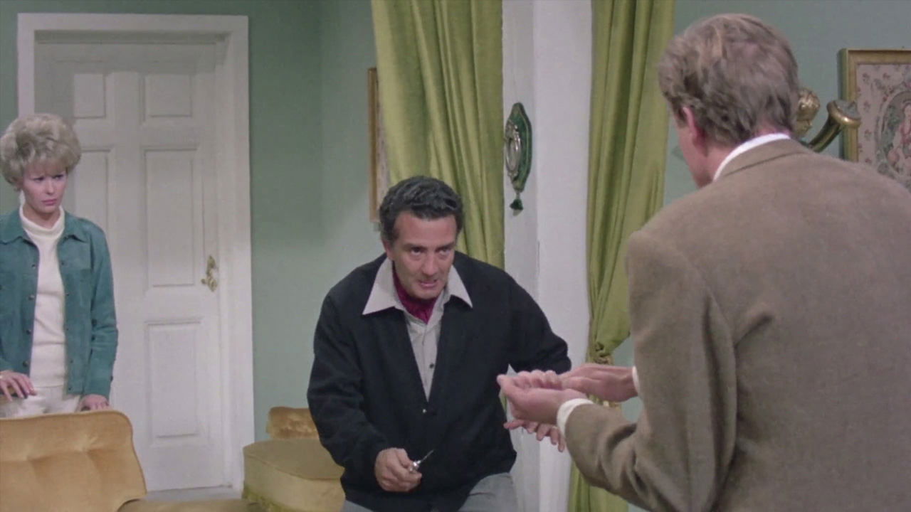 Das Schiff der gefangenen Frauen (1974) abspielen