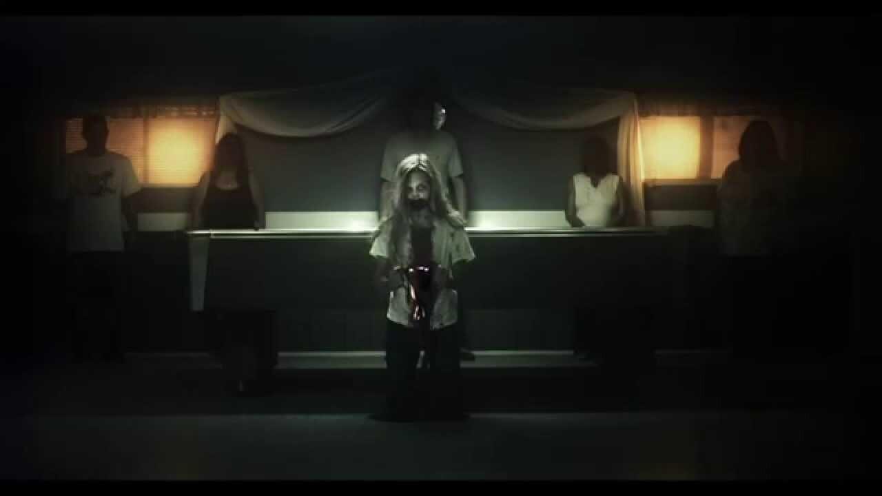 Speak No Evil (2013) abspielen