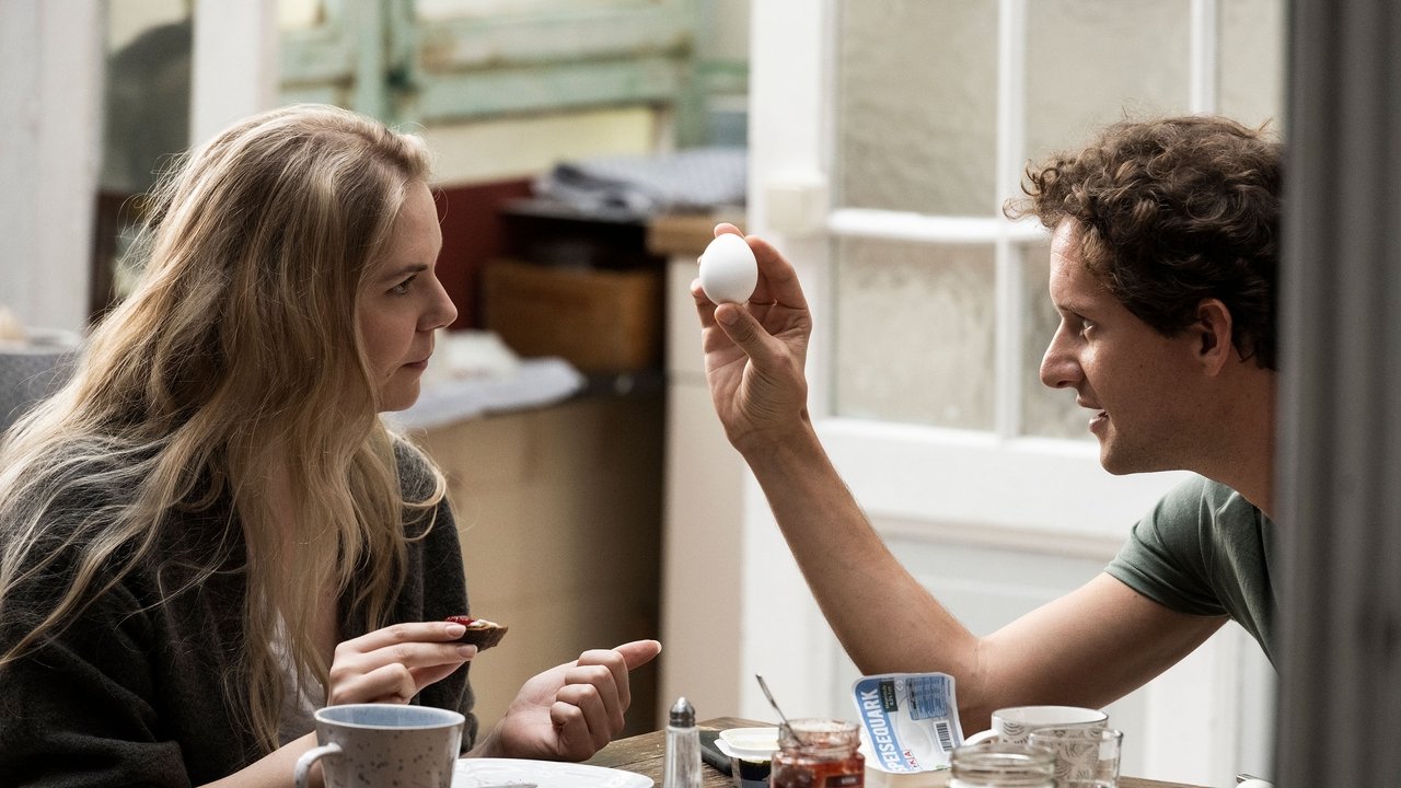 Axiom (2022) abspielen