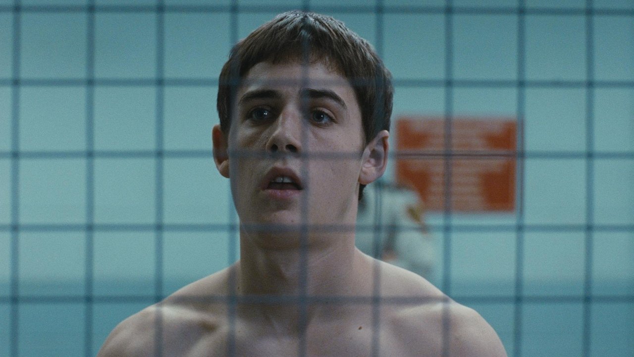 Dog Pound (2010) abspielen