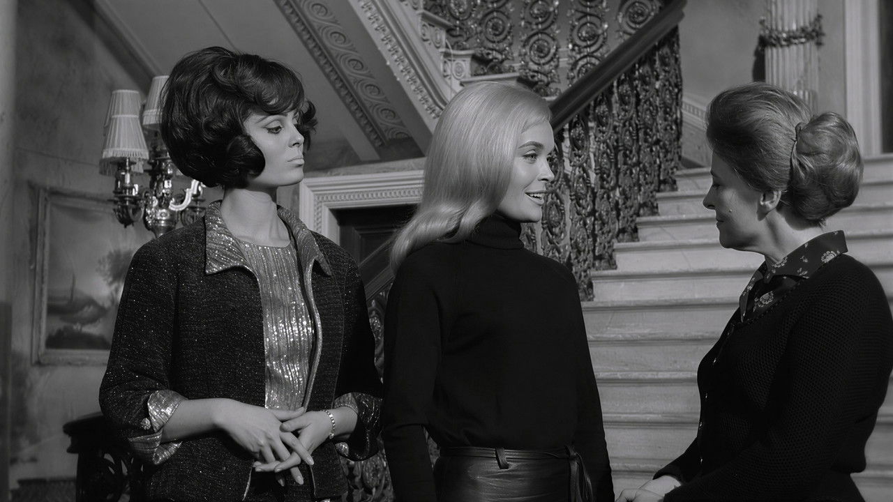 Geheimnis im blauen Schloss (1965) abspielen