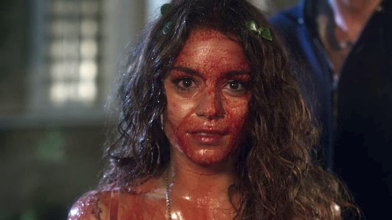 Freaks of Nature (2015) abspielen