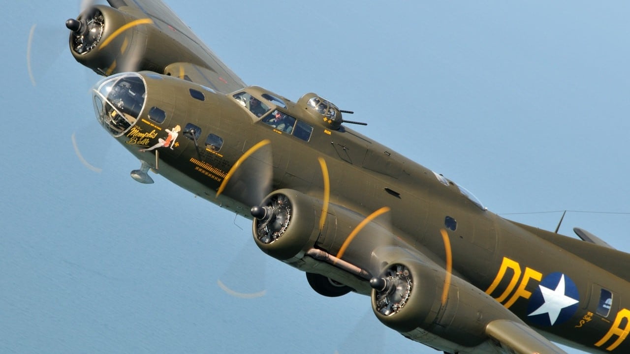 Memphis Belle (1990) abspielen