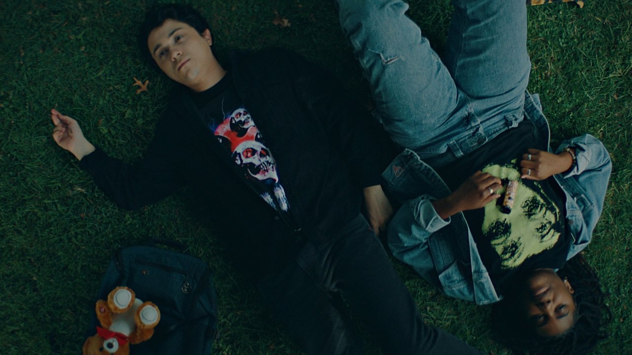 Slasher in der Highschool (2024) abspielen