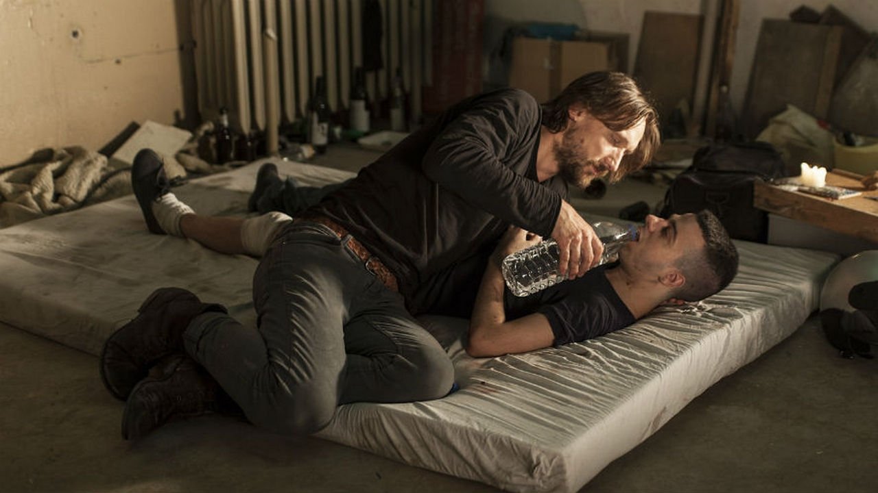 Lose Your Head (2013) abspielen