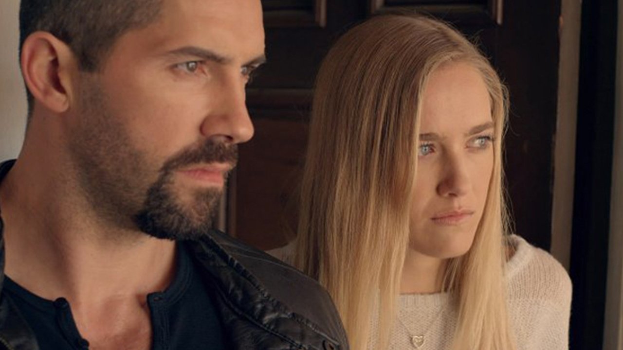 Close Range (2015) abspielen