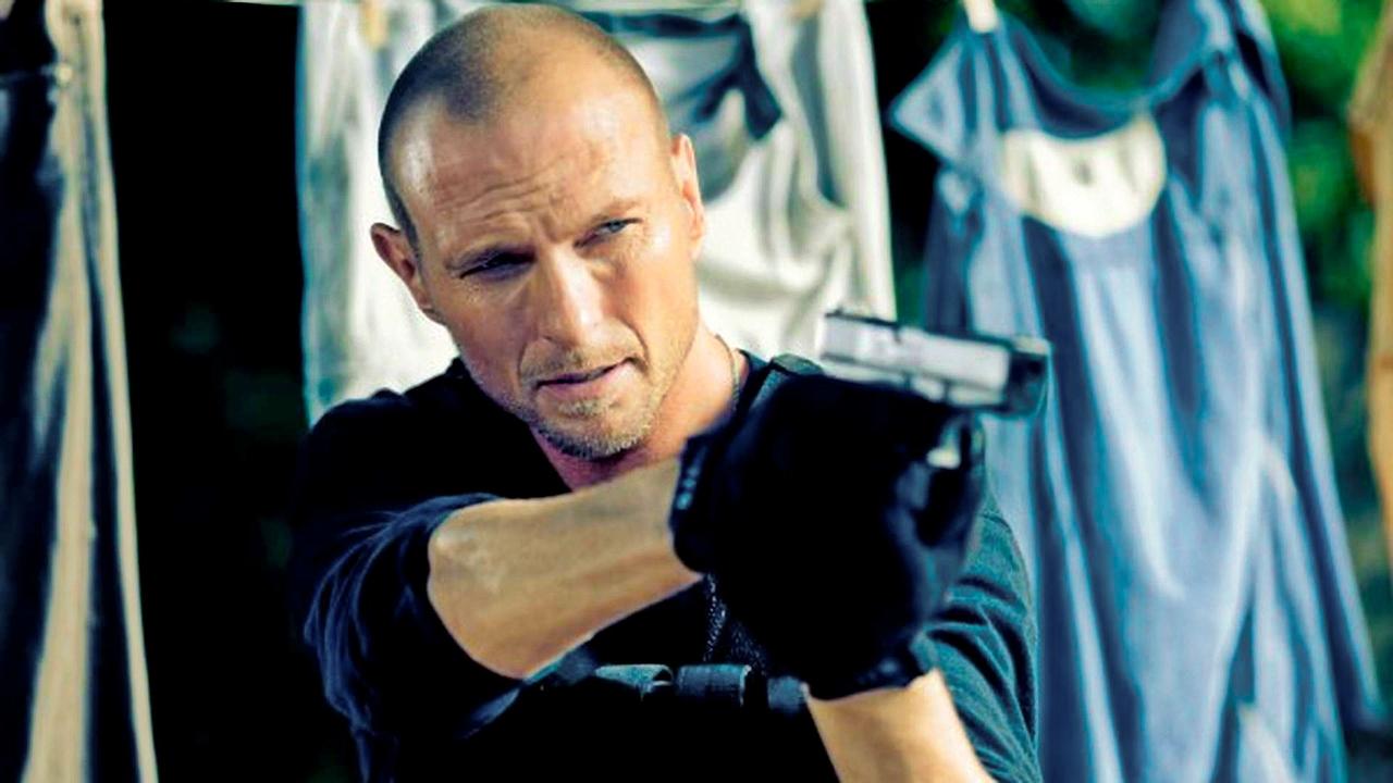 Street Justice (2017) abspielen