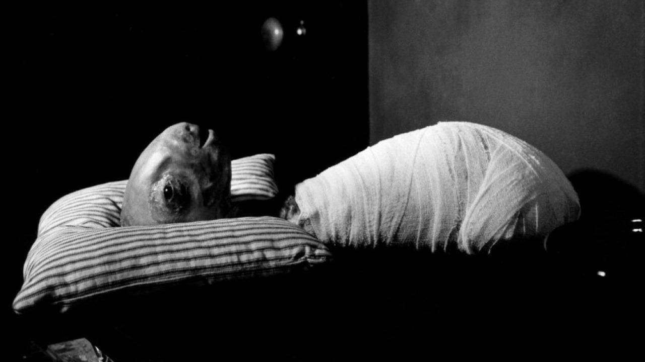 Eraserhead (1977) abspielen