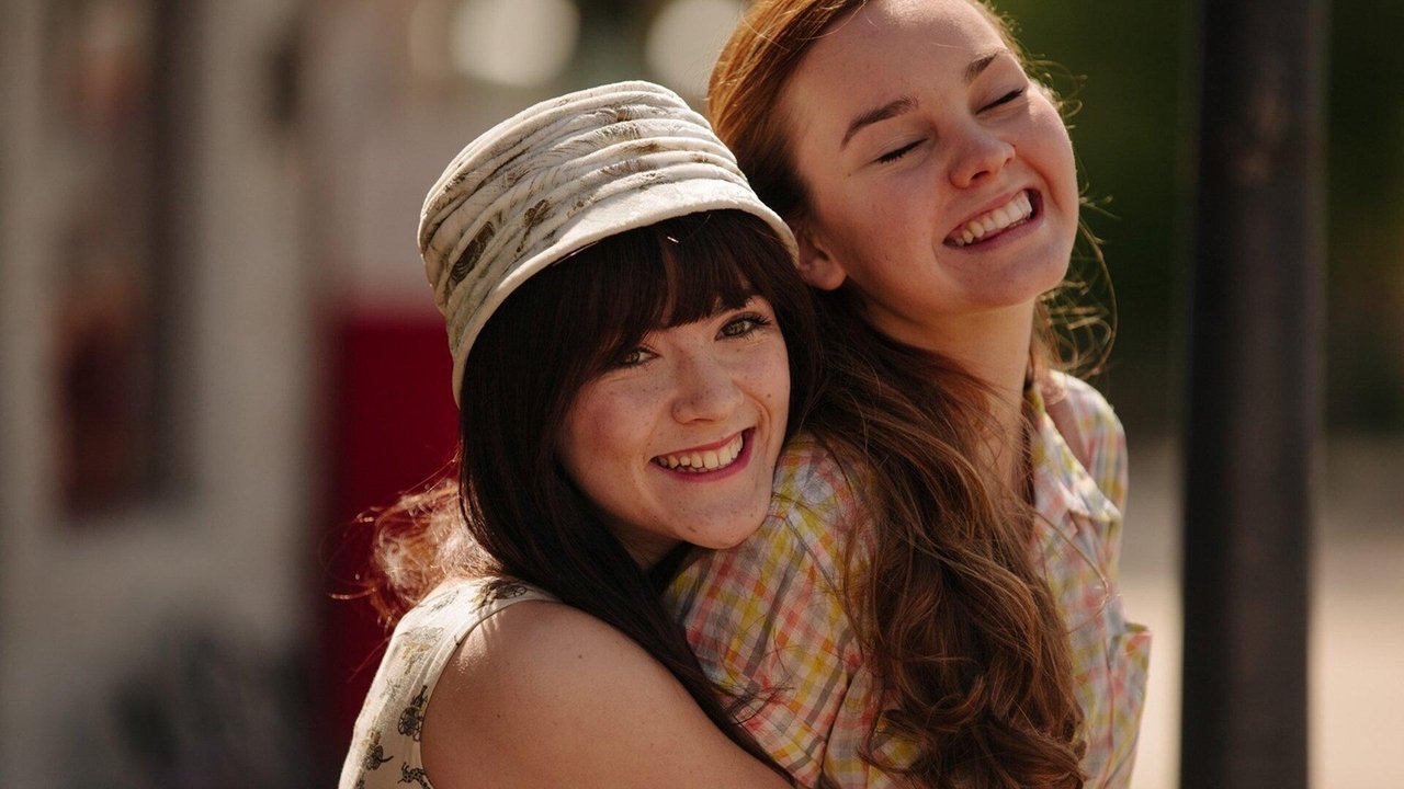 Dear Eleanor (2016) abspielen