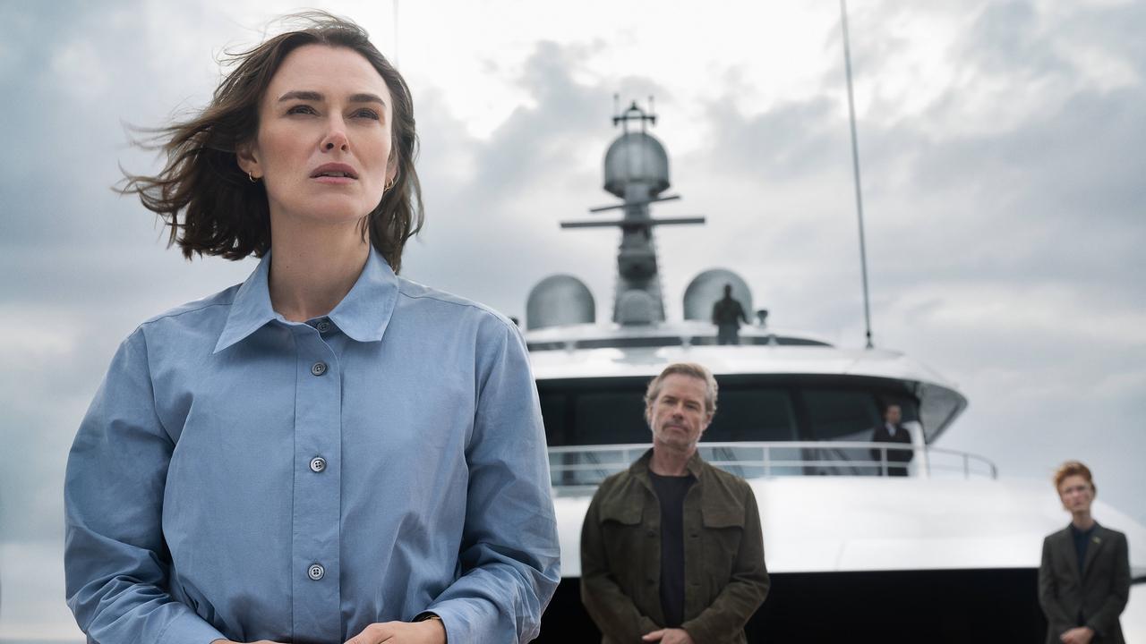 The Woman in Cabin 10 (2025) abspielen