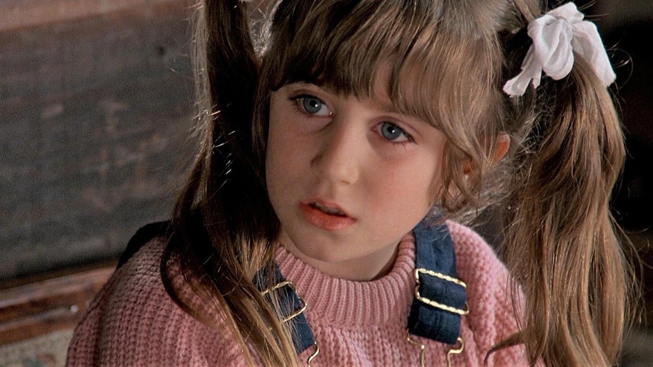 Dolls (1986) abspielen