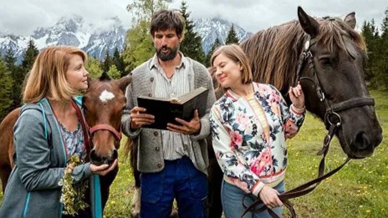 Eine Almhütte für Zwei (2020) abspielen