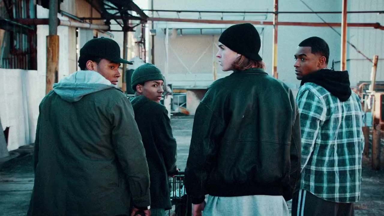 Blood Brother (2018) abspielen