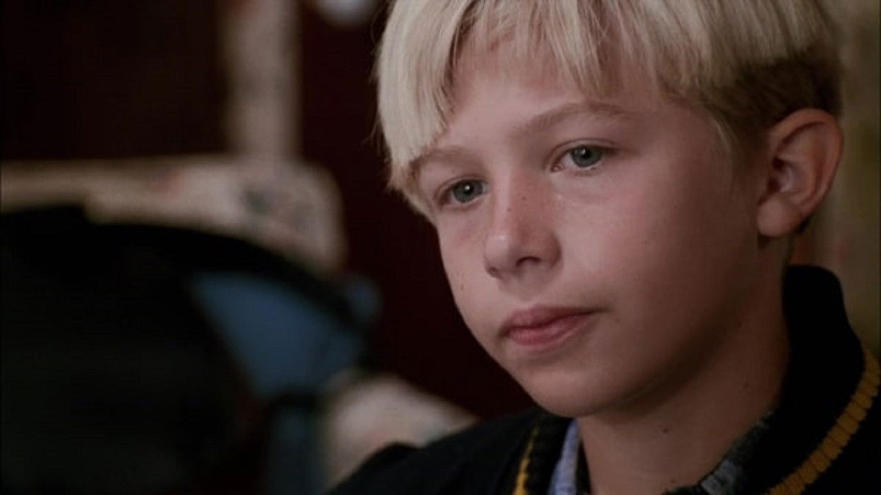 A Stranger to Love (1996) abspielen