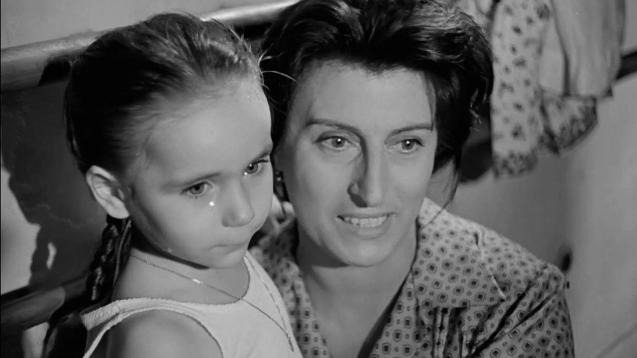 Bellissima (1952) abspielen