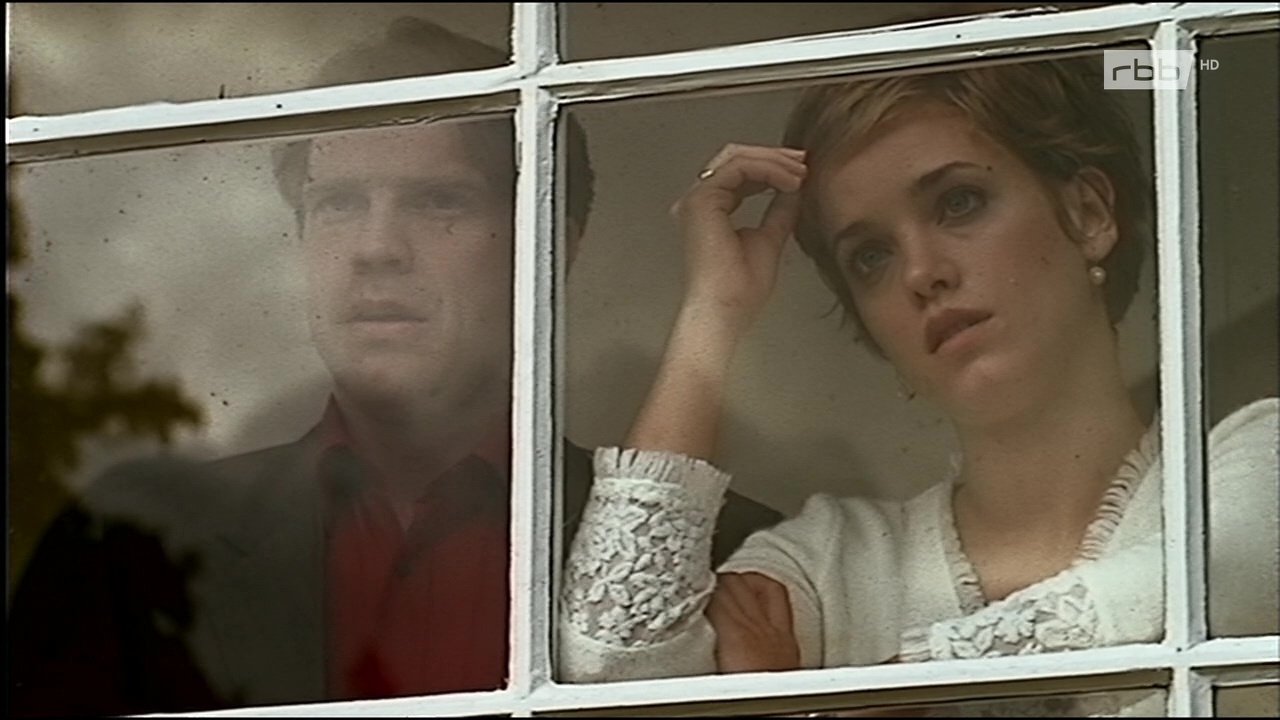 Gefühle im Sturm (2002) abspielen