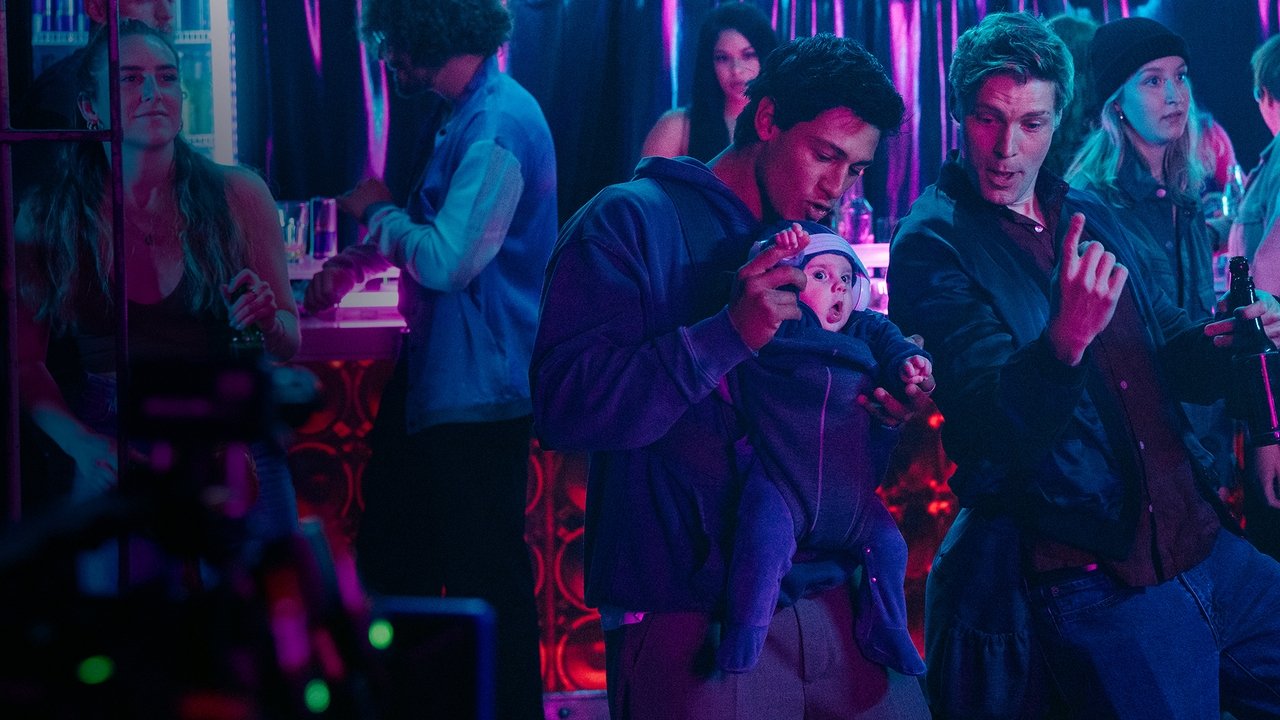 One Night Off (2021) abspielen