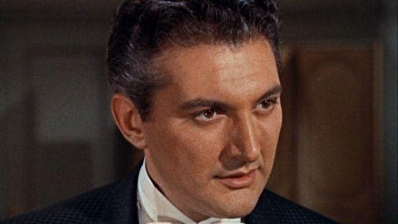 Ihr sehr ergebener... (1955) abspielen