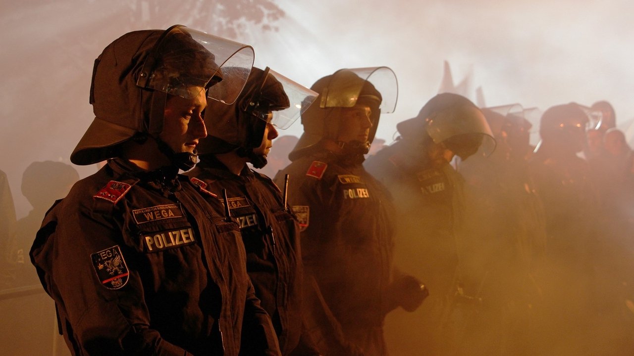 Cops - Die Eliteeinheit (2018) abspielen