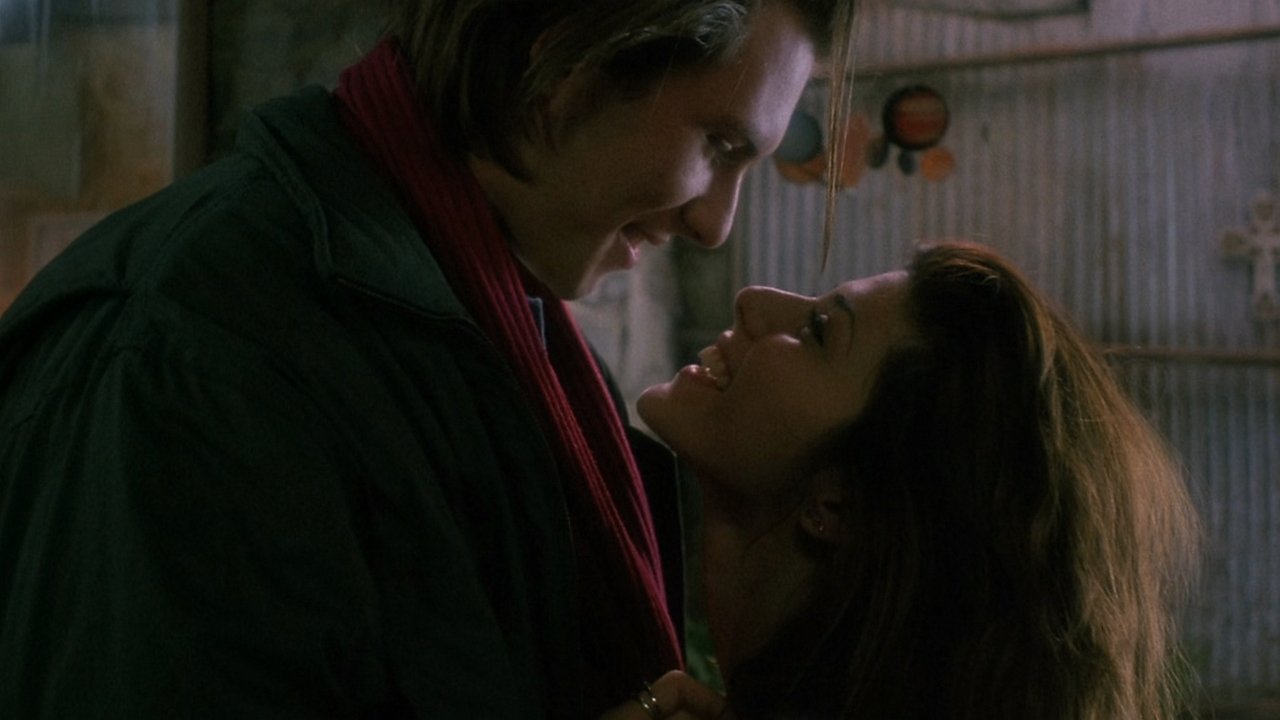 Real Love (1993) abspielen