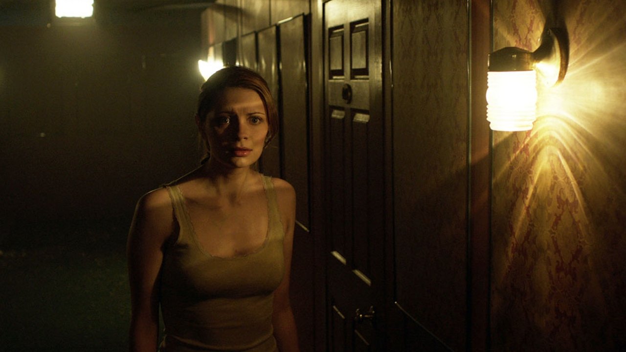 Into the Dark (2012) abspielen