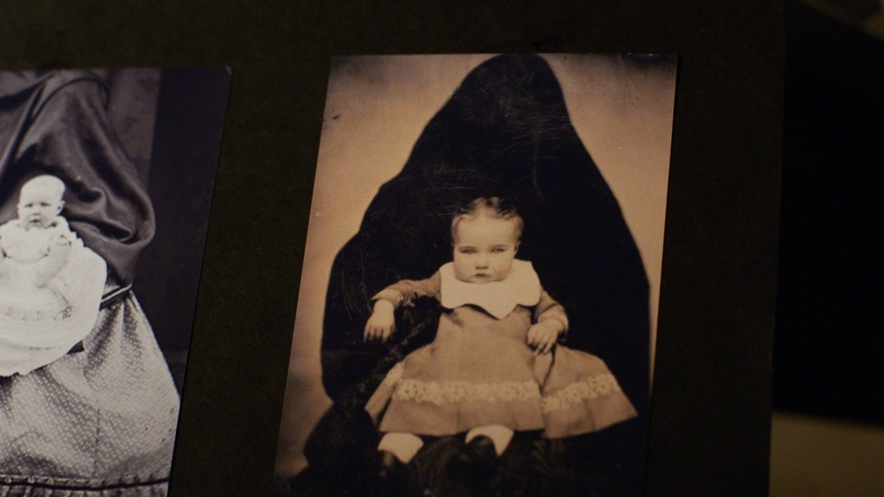 The Child Remains (2017) abspielen