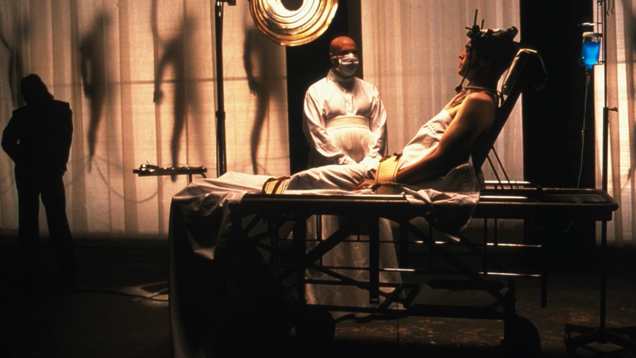 Cube Zero (2004) abspielen