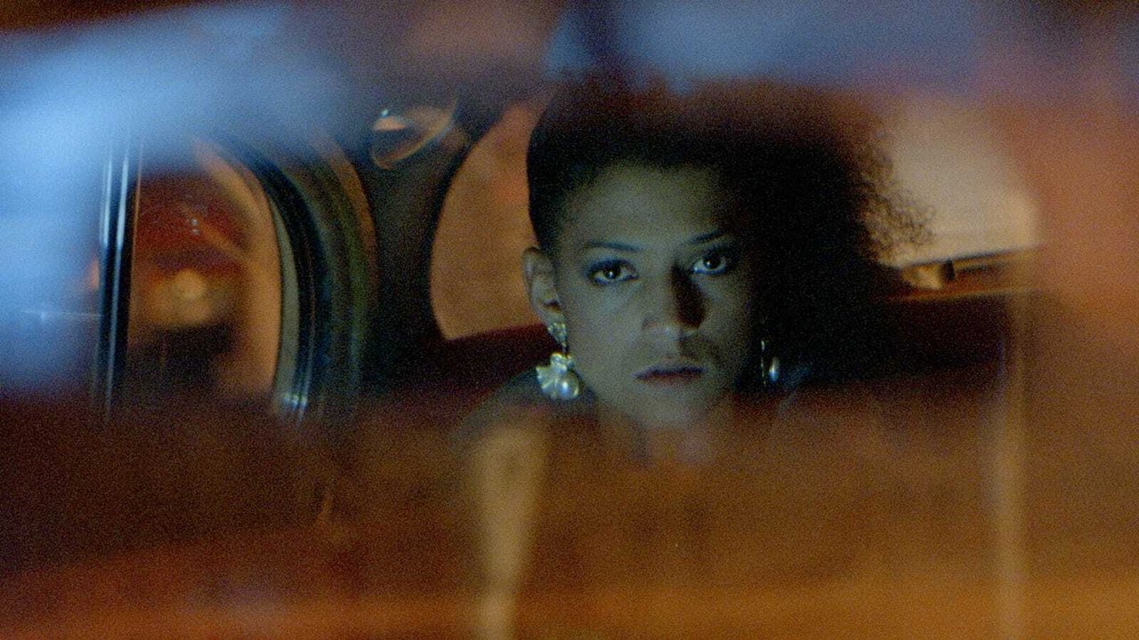 Mona Lisa (1986) abspielen