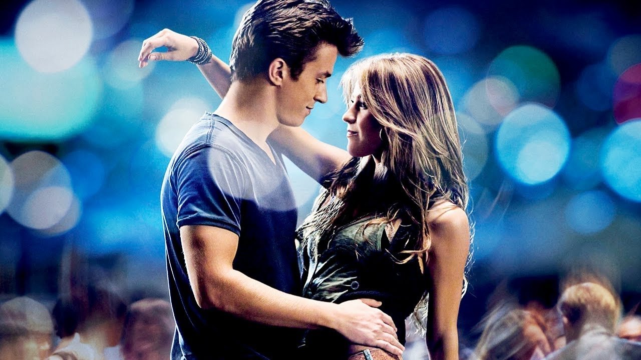 Footloose (2011) abspielen