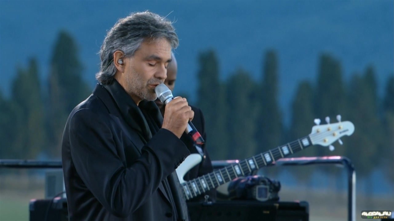 Andrea Bocelli - Vivere Live in Tuscany (2007) abspielen