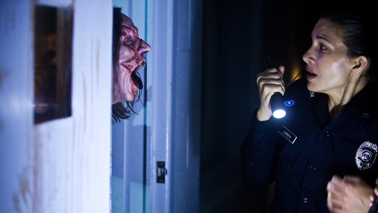 Last Shift (2014) abspielen