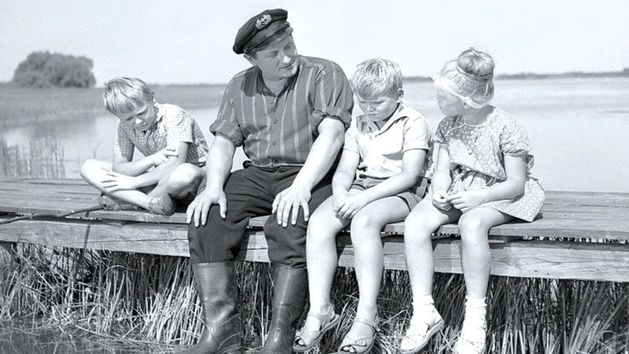 Lütt Matten und die weiße Muschel (1964) abspielen