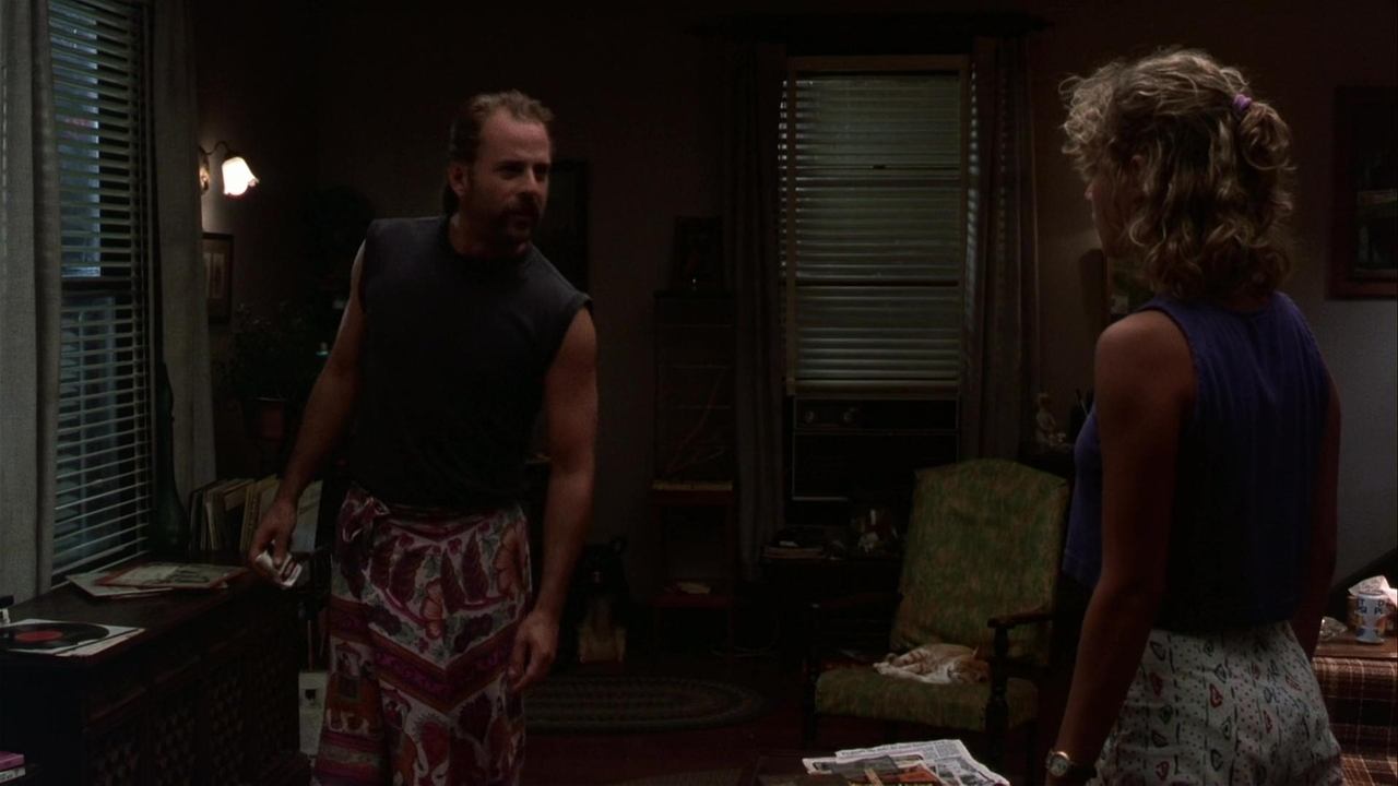 Zurück aus der Hölle (1989) abspielen