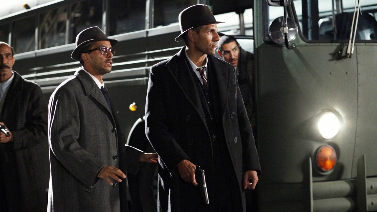 Outside The Law (2010) abspielen