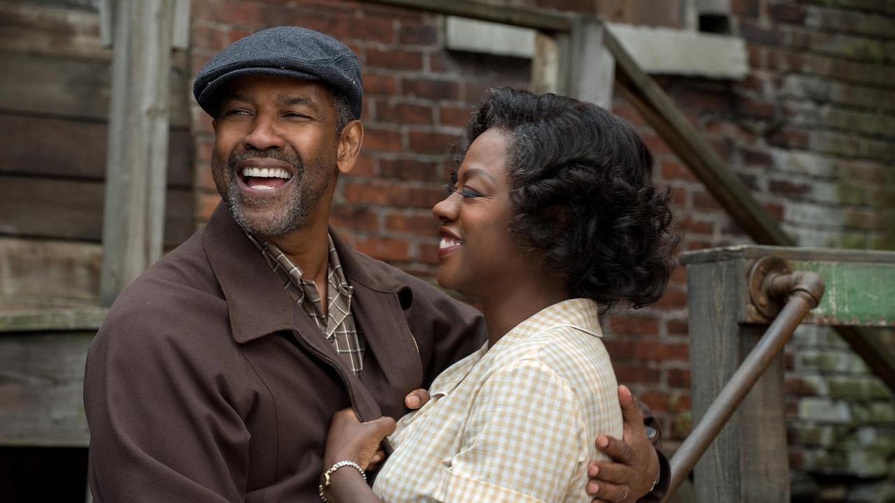 Fences (2016) abspielen