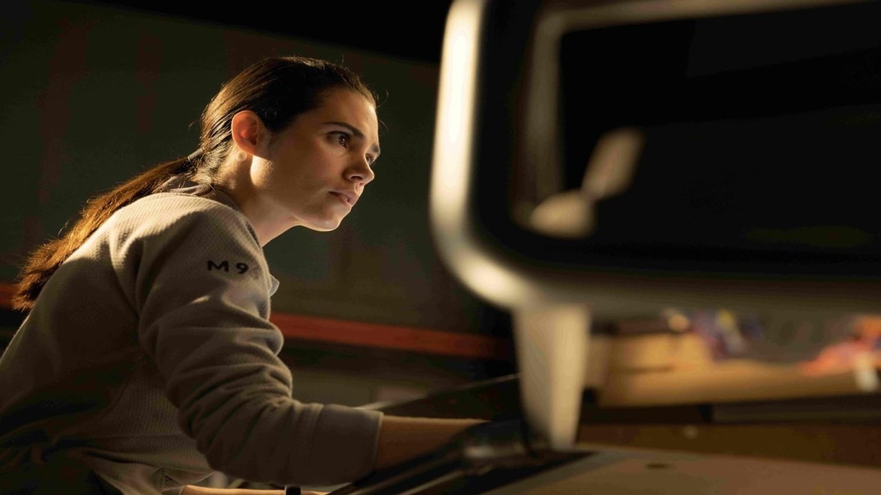 Control Room (2025) abspielen