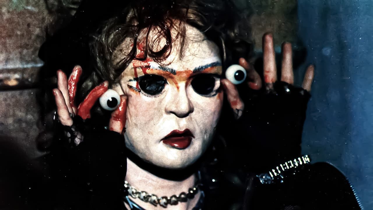 Dolls (1987) abspielen