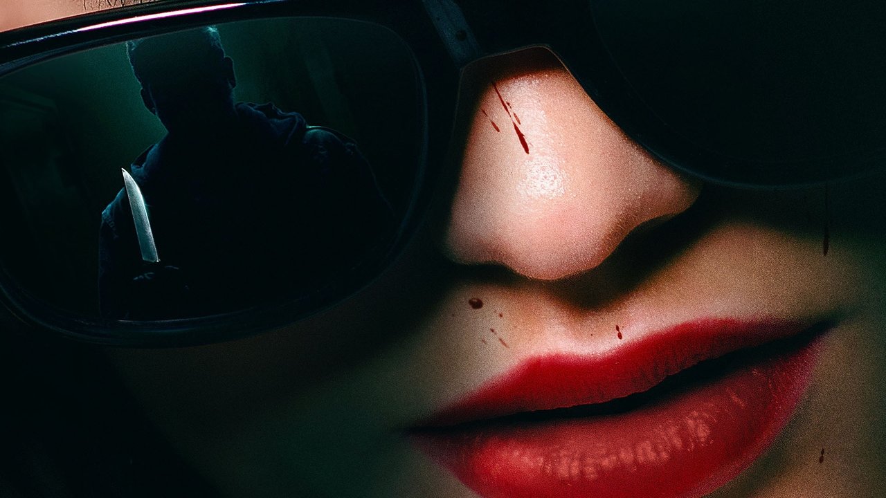 Dark Glasses (2022) abspielen