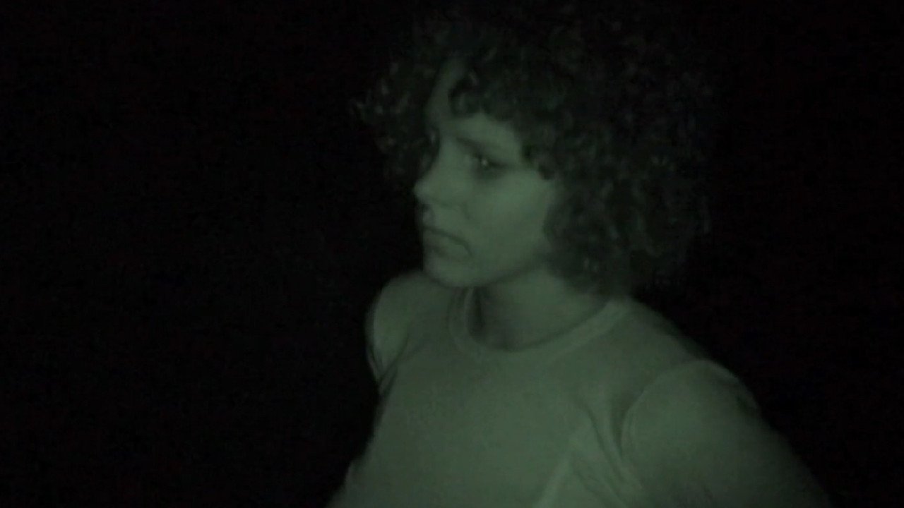 Skew (2011) abspielen