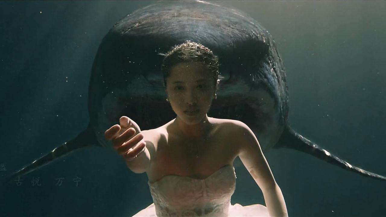 Shark Escape (2021) abspielen